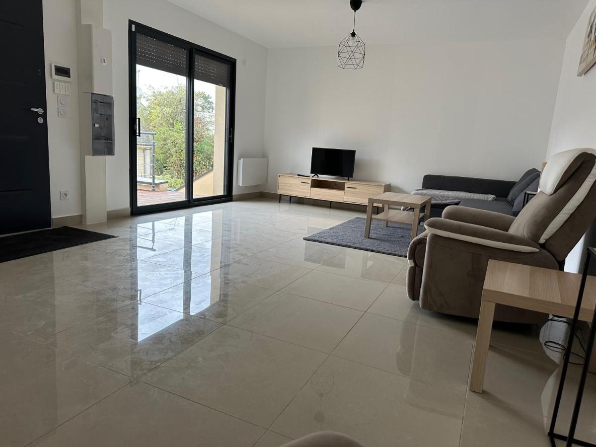 Residence Faidherbe Avec Terrasse Et Jardin ช็องปิญญี-โซร์-มาร์น ภายนอก รูปภาพ